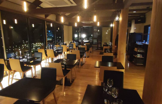 落ち着いた空間で味わう贅沢